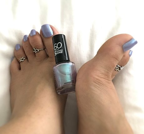 feetworthfollowing ポルノ女優 写真