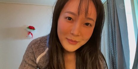 Eunzel ASMR ヌードスター 写真