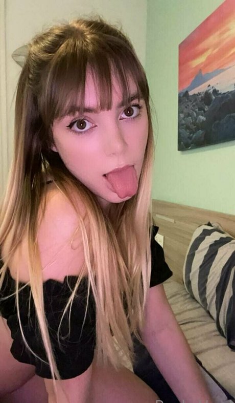 乳首オーガズム オンリーファンズ ヌード 写真