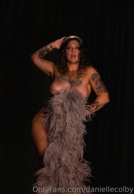 Danielle Colby ポルノスター アダルト 写真