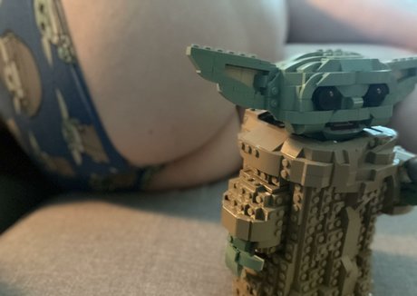 Curvy Nerd Penny セックスモデル 画像