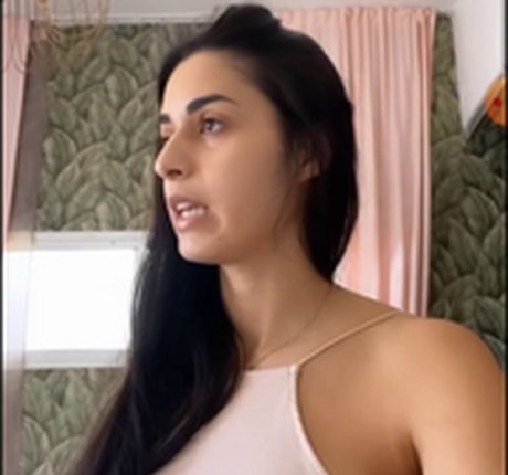 熟女の足オンリーファンズ ポルノ 写真