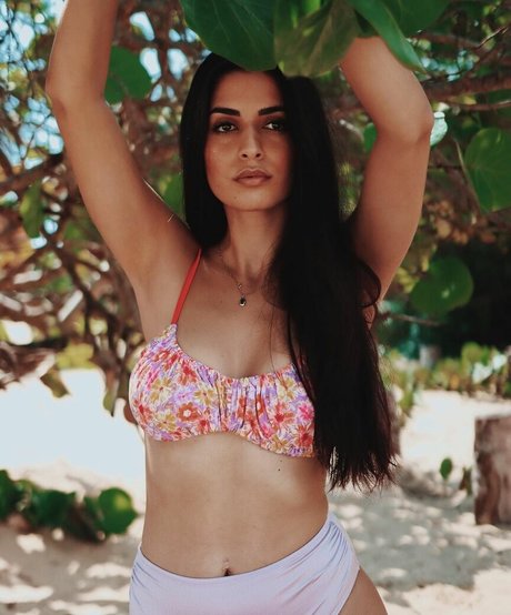 足の動画 オンリーファンズ トップ 画像