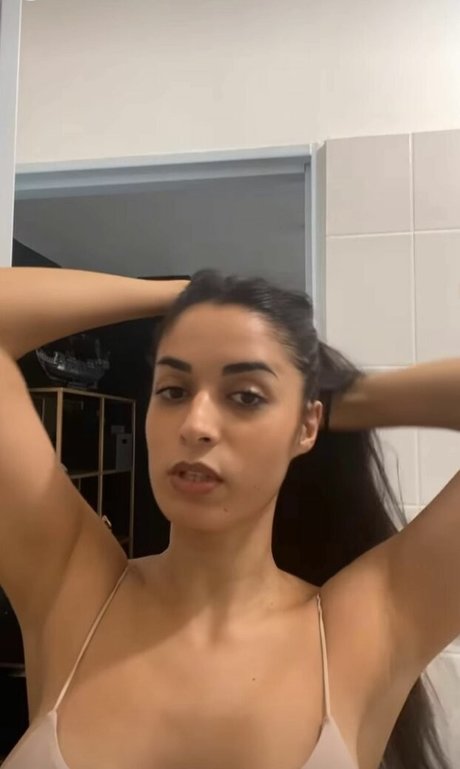 アラブの太ったオンリーファンズ ポルノ 写真