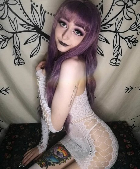 angelbbynatalya 裸の女優 写真