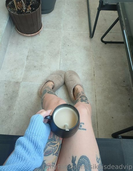 巨乳ストリップオンリーファンズ 美しいxxx 写真