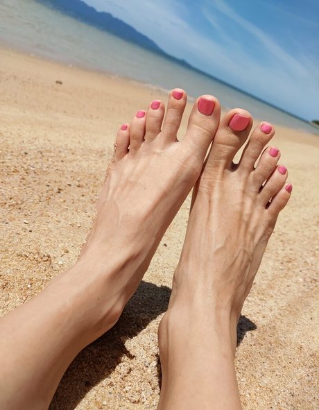 footjobsqueen 完璧なスター 画像