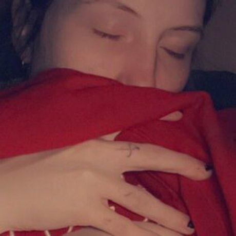 熟女オーガズムオンリーファンズ 可愛い 写真