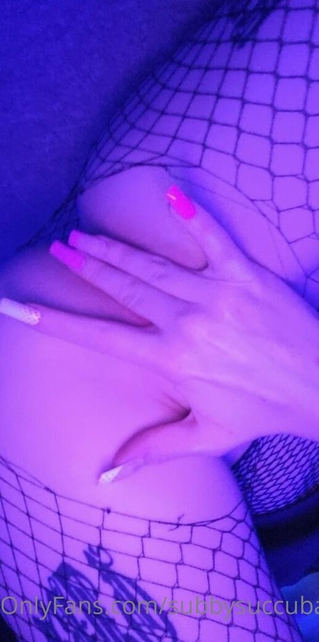 subbysuccubabie 高品質女優 写真