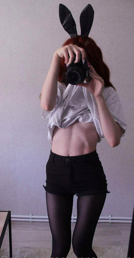 アマチュア寝取られオンリーファンズ アートヌード アーカイブ