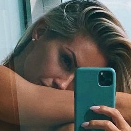 Varia Veselova xxx女優 アーカイブ