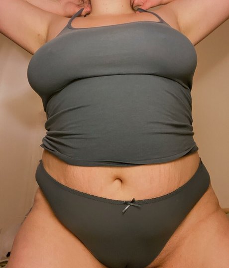 アラブ人妻オンリーファンズ 裸 ギャラリー