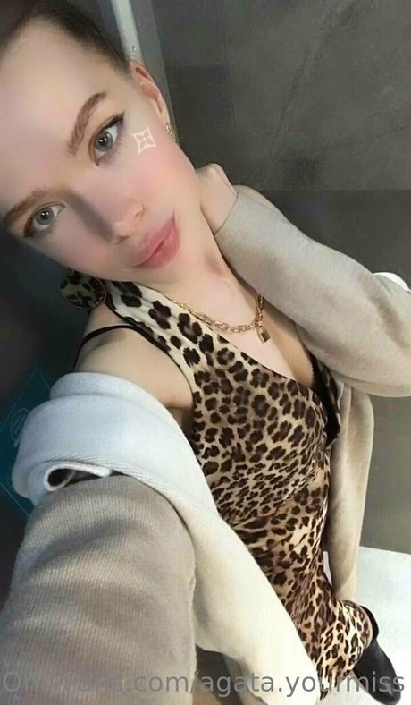 agata yourmiss アートスター ギャラリー