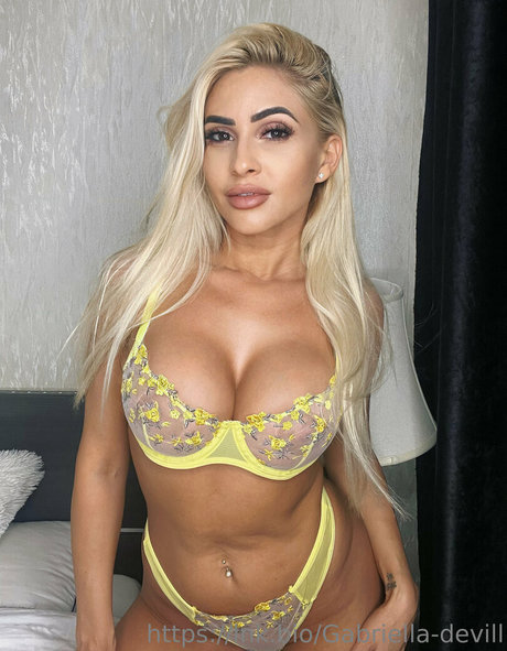 母娘オンリーファンズ ポルノ 写真