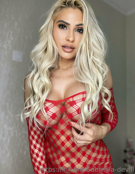 gabrielladeville トップスター ギャラリー