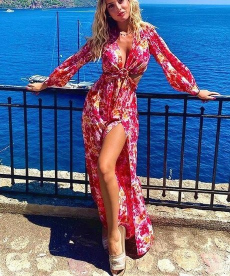 濃厚なヌードオンリーファンズ アダルト 写真