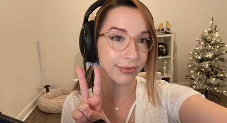 巨乳熟女オンリーファンズ セクシー裸 画像