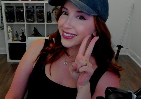 アジアン潮吹き オンリーファンズ 無料ポルノ 写真