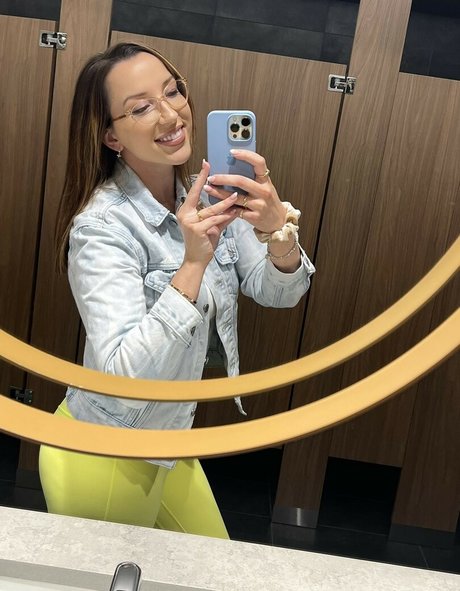 フラットオンリーファン アートxxx 画像