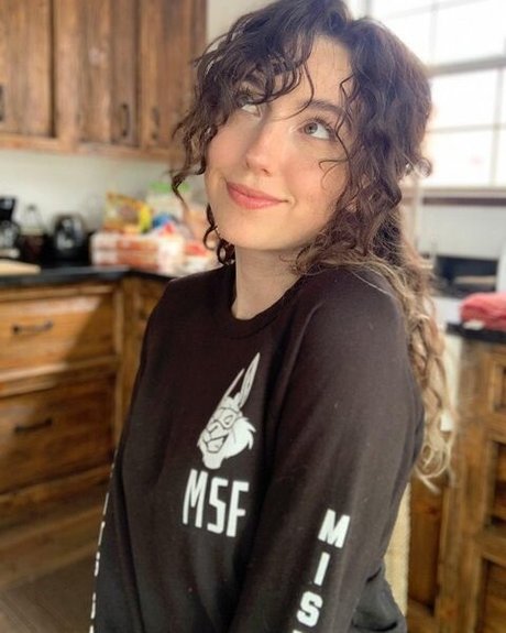 アマチュアペッギングオンリーファンズ 可愛い 画像