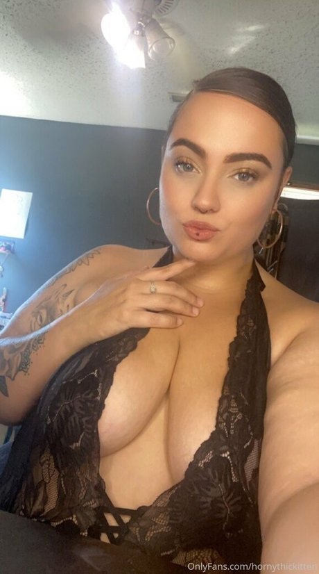 hornythickitten アダルト女優 アーカイブ
