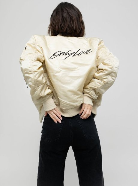 Lena Meyer Landrut アートスター 写真