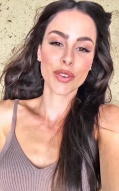 双子の女の子のオンリーファンズ 美しい 写真