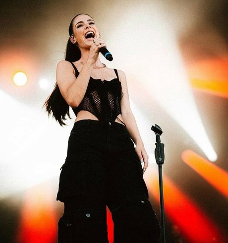 アナルファックオンリーファンズ ポルノ 写真