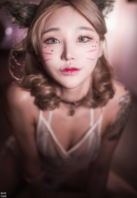 girlcrush tr 裸のモデル 写真