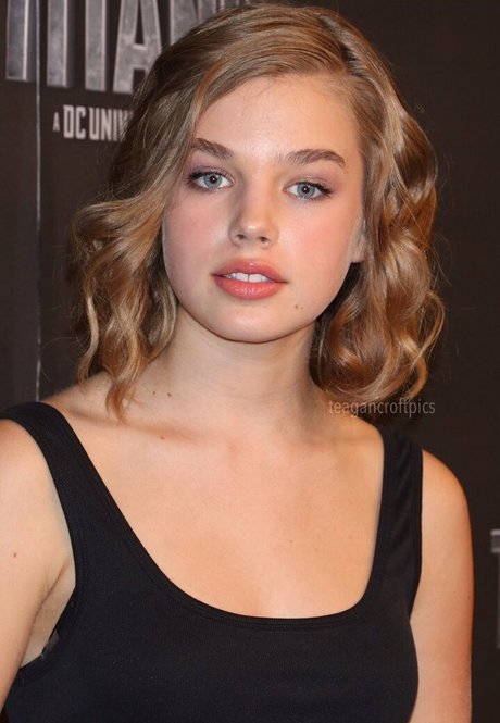 ベビーシッターオンリーファンズ エロチック 写真