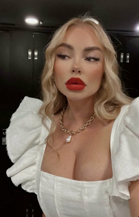 Madison Mclachlan セックスモデル 写真