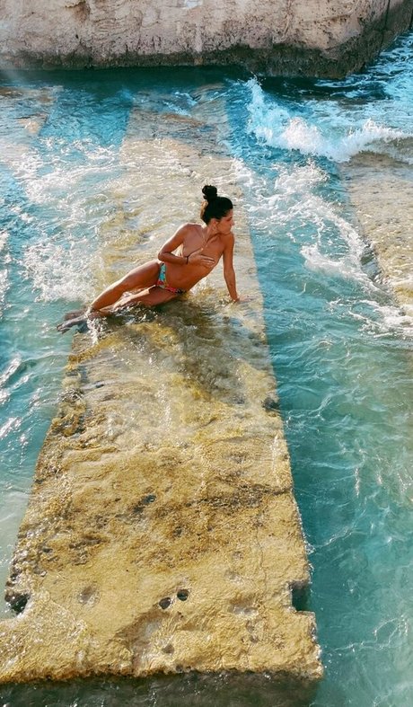 Estela Cruz 独占ポルノスター 写真