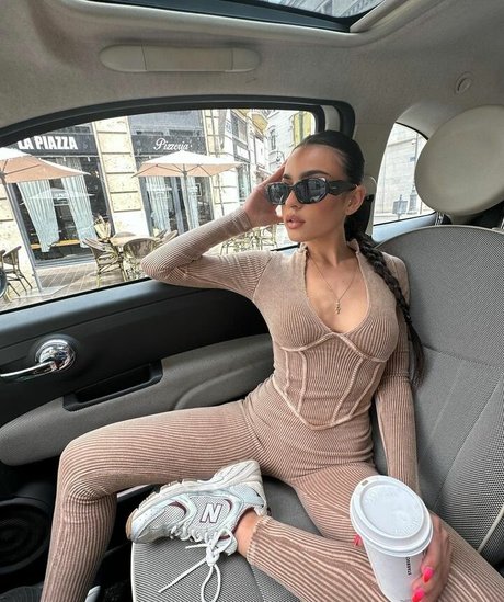 老母オンリーファン ポルノ 画像