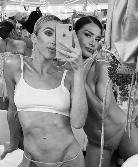 オンリーファンズの動画 セクシーxxx 写真