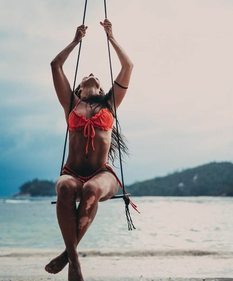 Bea Ortiz セックスモデル 写真