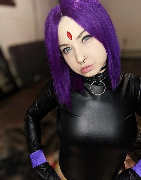 finaru ポルノスター アート 写真