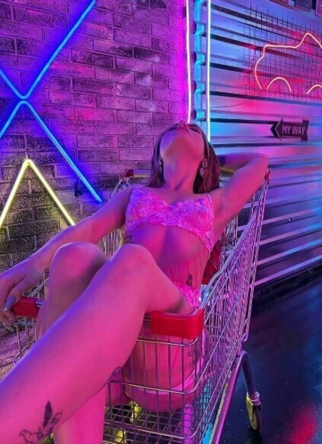 lola dazzle 独占モデル 写真