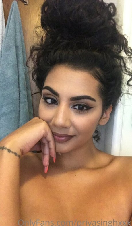 priyasinghxxx ヌード女優 アーカイブ