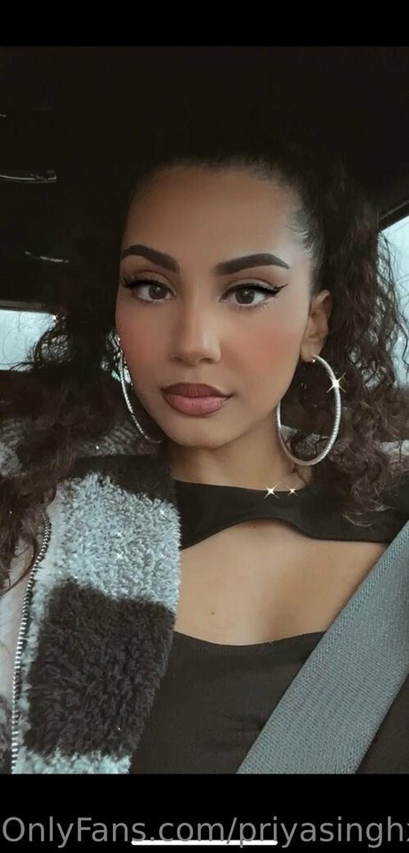 priyasinghxxx 写真集