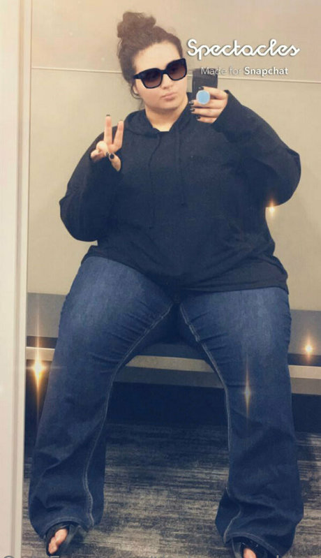 戦利品オンリーファンズ エロチック 写真