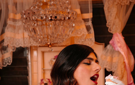 miakhalifa エロティックなポルノスター 写真