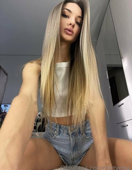 年配の熟女オンリーファンズ セクシー 画像