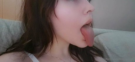 faunyxxhub セクシーモデル アーカイブ