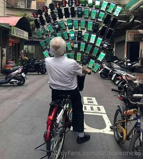 Sophialeonexo ポルノスター 独占 画像