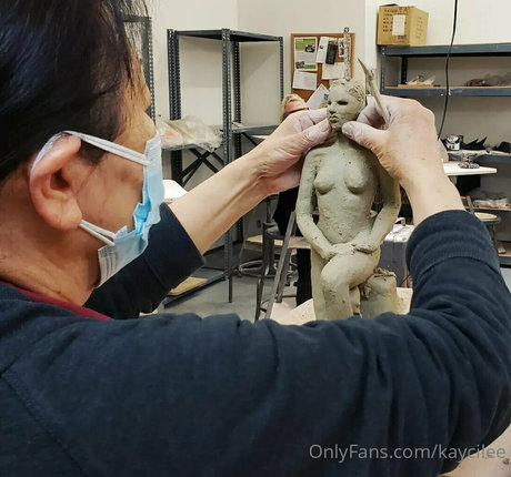 大学のアジア人オンリーファンズ セクシーxxx 写真