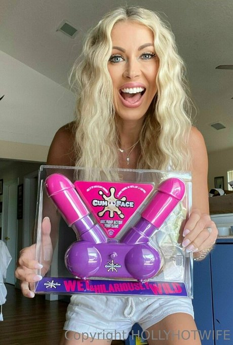 hollyhotwife スター 写真