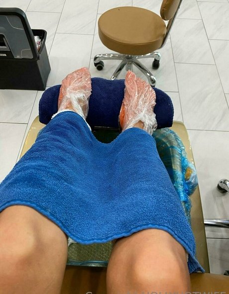 hollyhotwife ポルノスター 素敵 写真