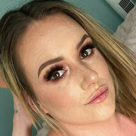 おばあちゃんの熟女オンリーファンズ セックス 画像