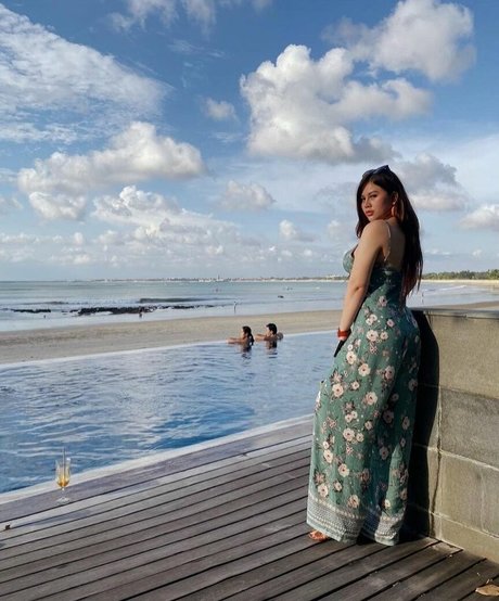 Renna Dyana セックススター 写真