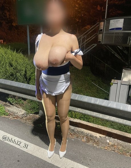 完璧なおっぱいオンリーファンズ 無料エロ 画像